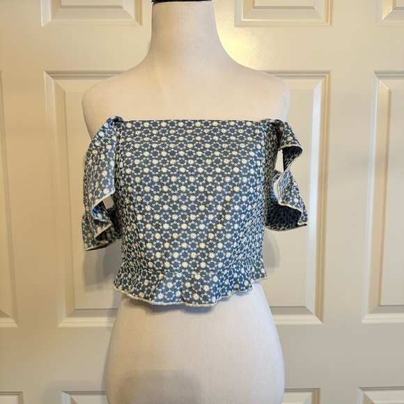 Blue Floral Ruffle Sleeve Top - Picture 5 of 11